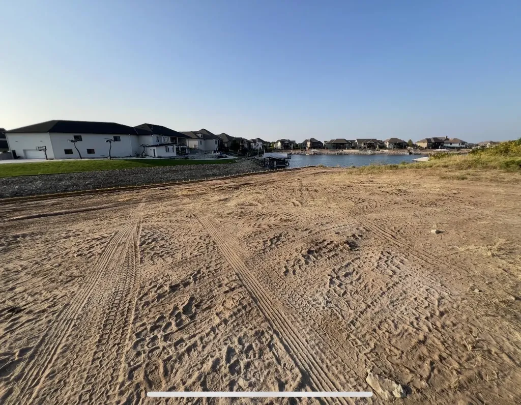 4524 W Shoreline Wichita KS 67205