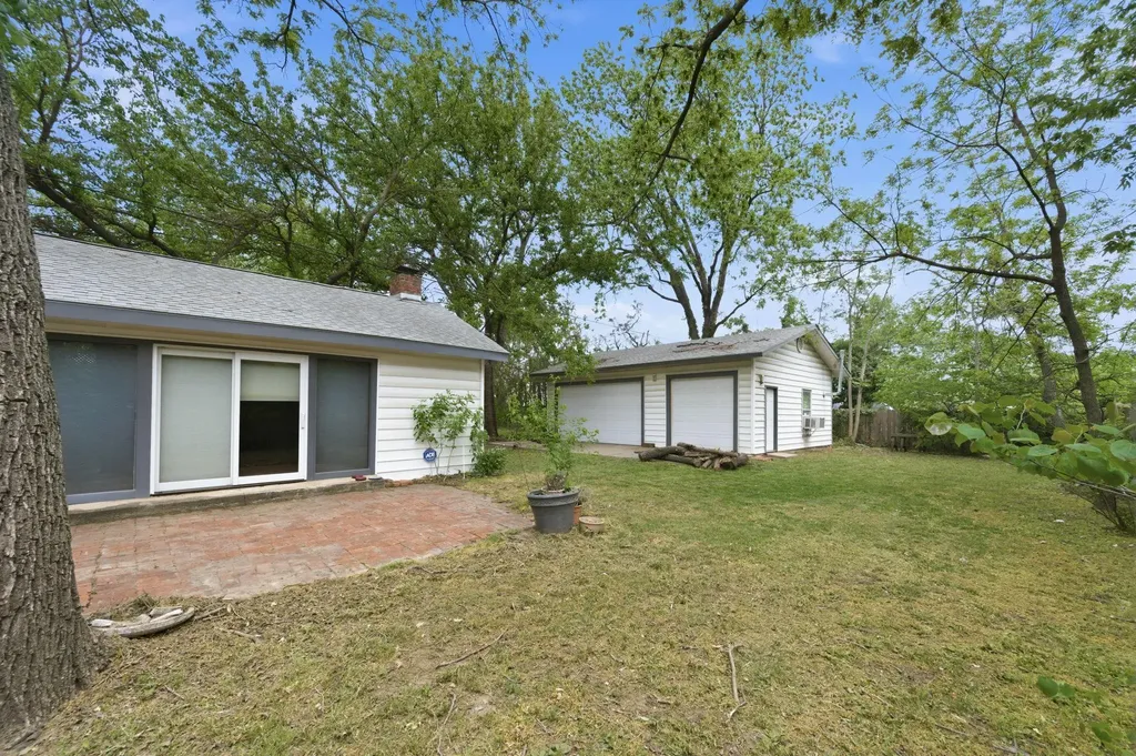 2562 S Minnesota Avenue Wichita KS 67216