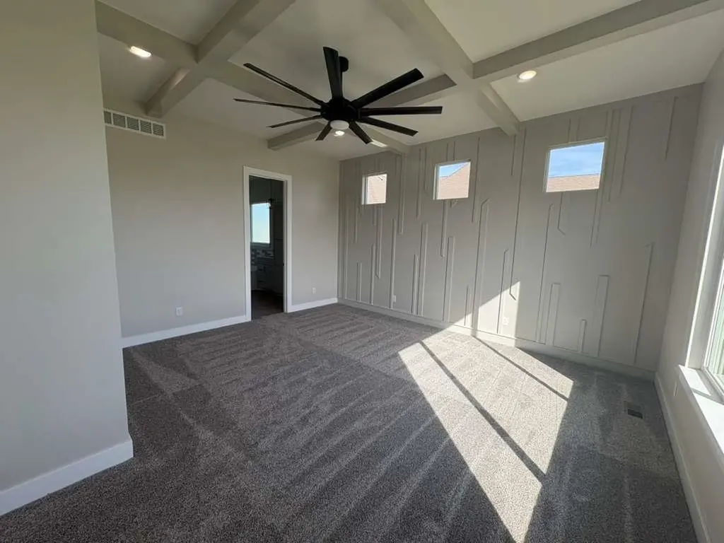 5046 N Remington Street Bel Aire KS 67226