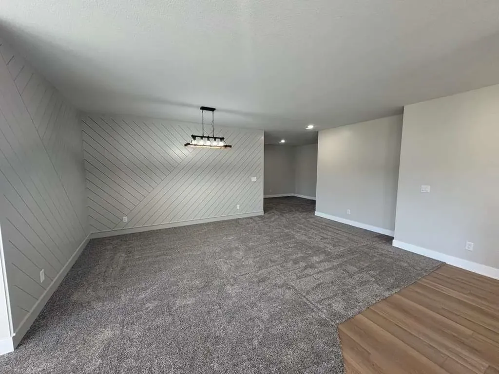 5046 N Remington Street Bel Aire KS 67226