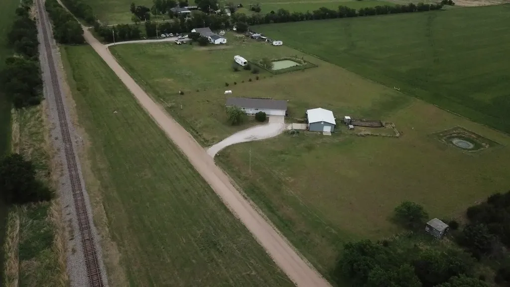 13751 N A Wellington KS 67152