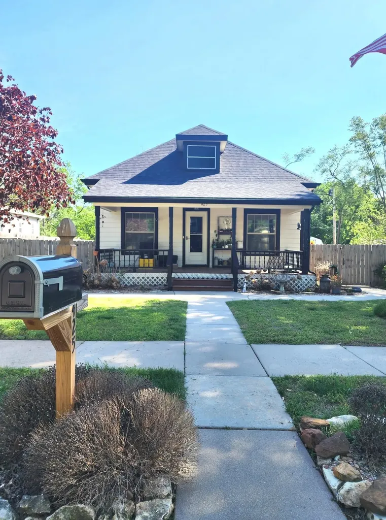 425 E Blair Mulvane KS 67110