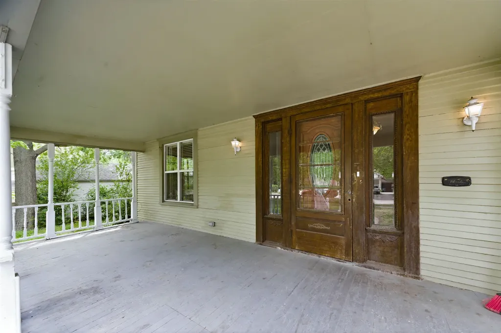 1631 N Fairview Wichita KS 67203