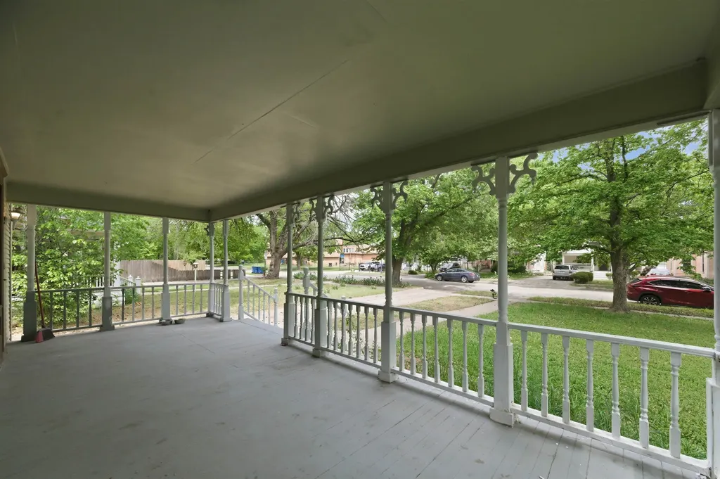 1631 N Fairview Wichita KS 67203