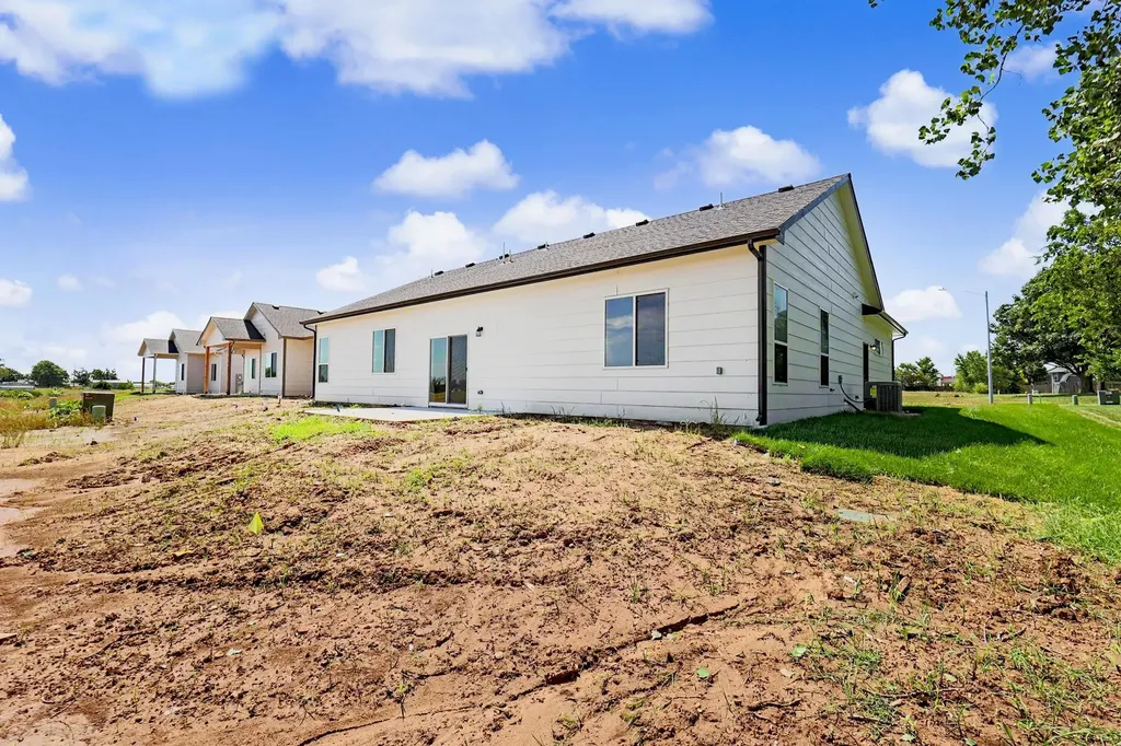 23 Kingdom Court Goddard KS 67052