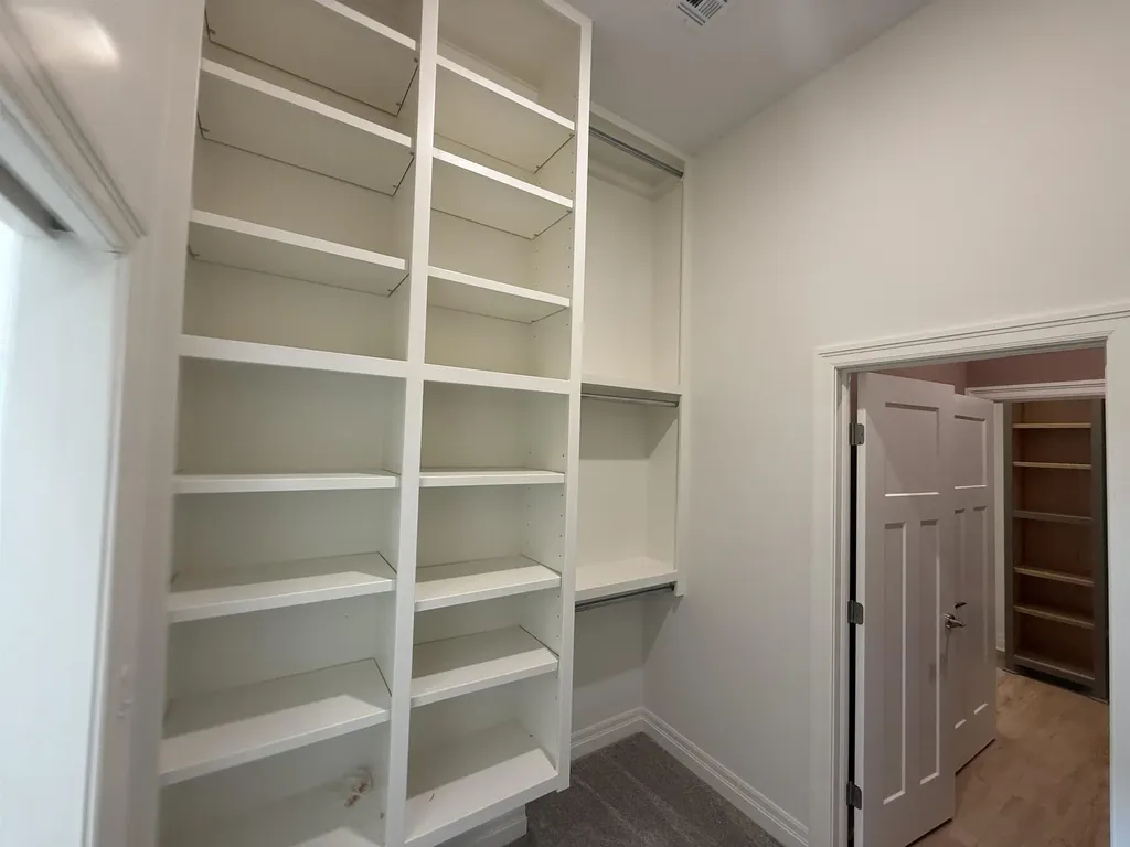 27 Kingdom Court Goddard KS 67052
