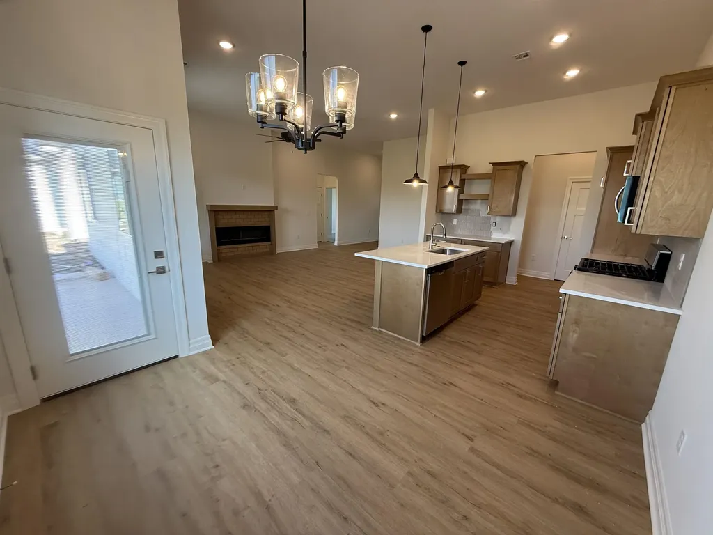 27 Kingdom Court Goddard KS 67052