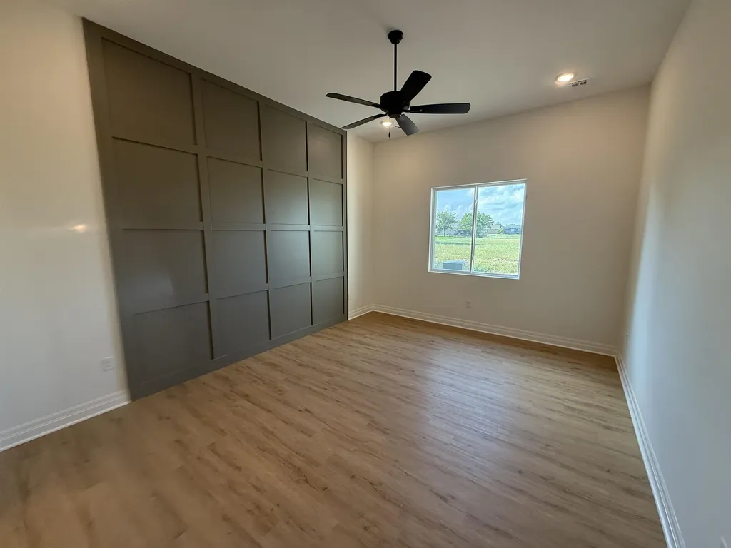 27 Kingdom Court Goddard KS 67052