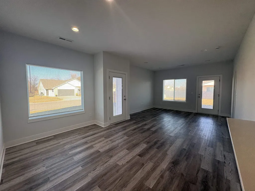6837-6839 W Kollmeyer Wichita KS 67205
