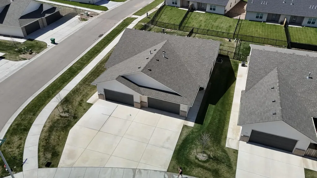 1737-1739 S Limuel Street Wichita KS 67205