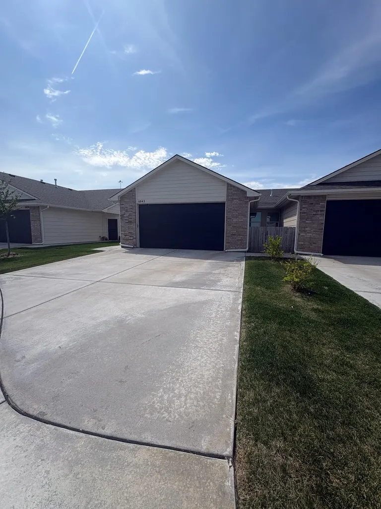 6843-6845 W Kollmeyer Wichita KS 67205