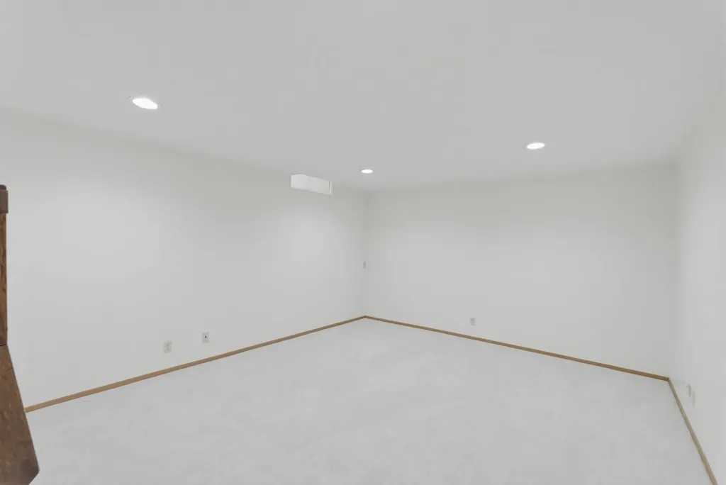 2308 N Longwood Wichita KS 67226