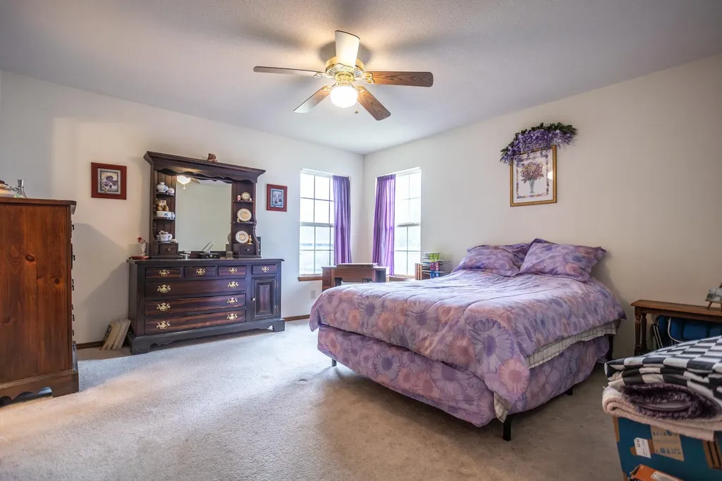 2613 W 44th Street S Wichita KS 67217