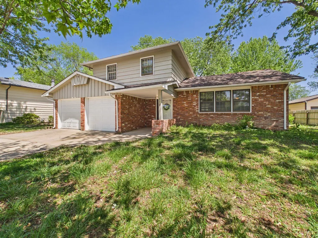 310 S Colby Street Valley Center KS 67147