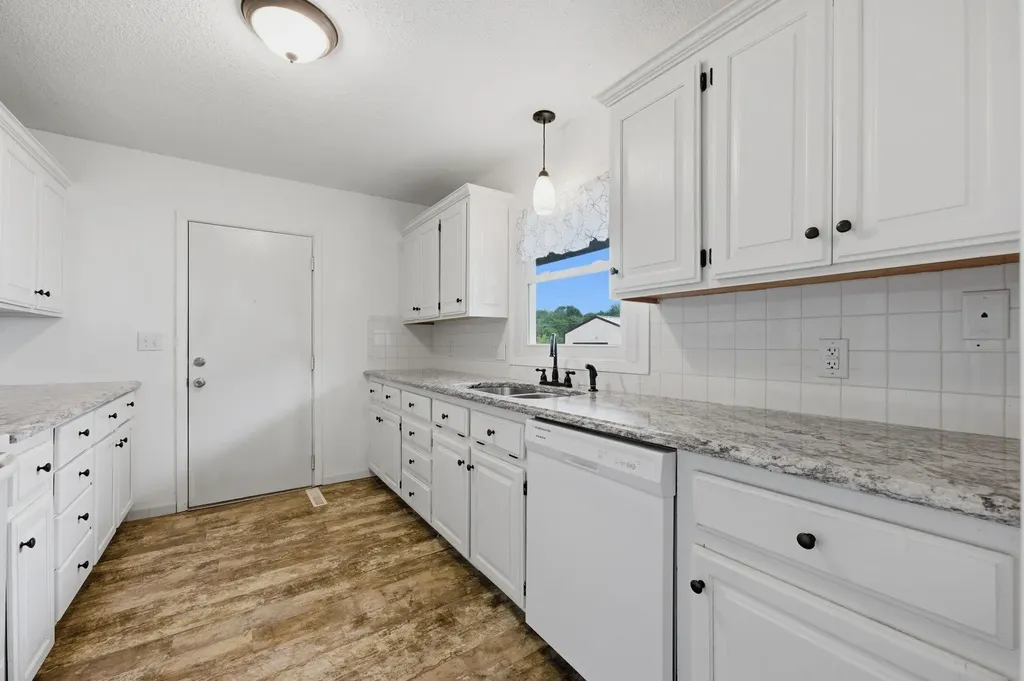 511 W 18th Wellington KS 67152