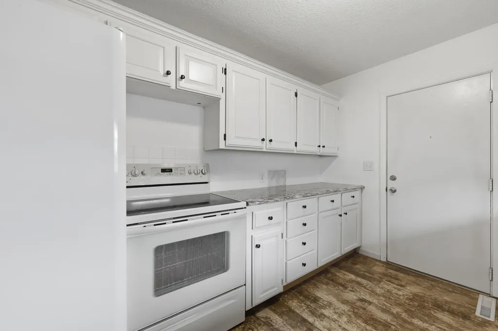 511 W 18th Wellington KS 67152