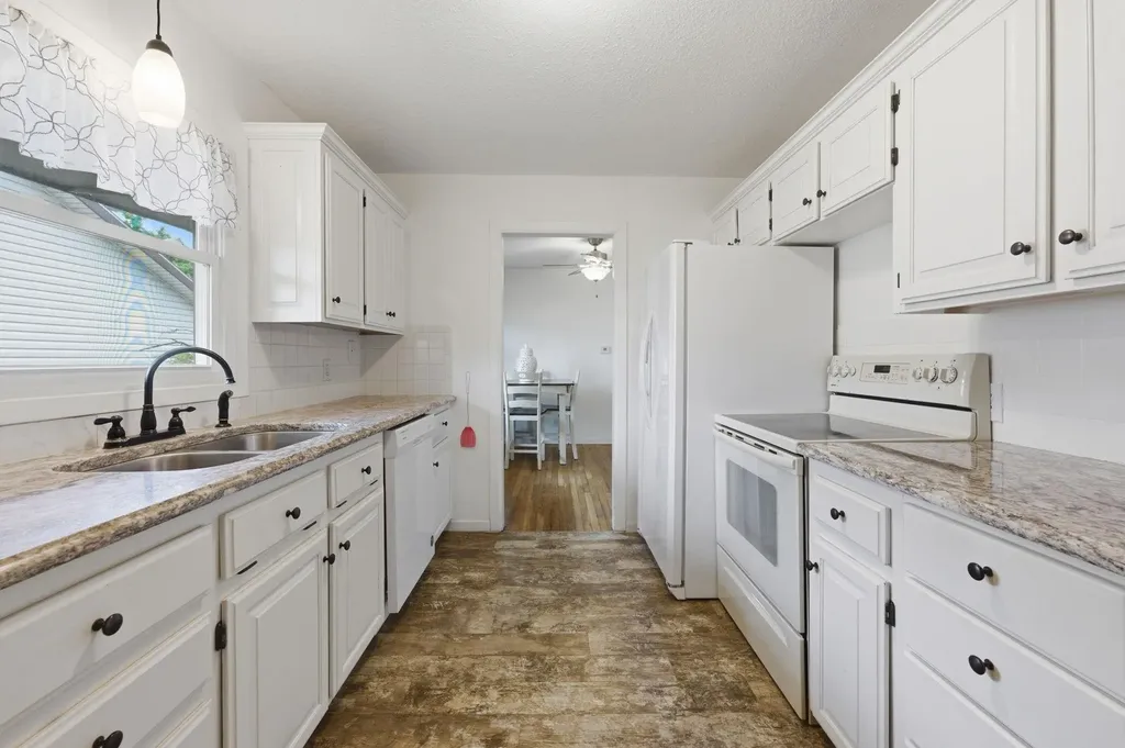 511 W 18th Wellington KS 67152