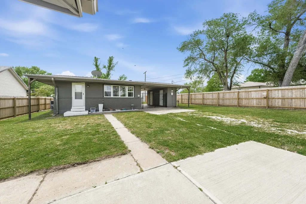 511 W 18th Wellington KS 67152