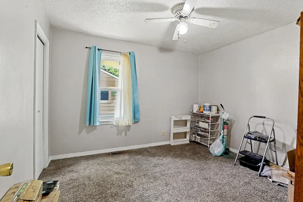1409 E Alta Wichita KS 67216
