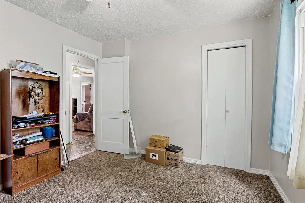 1409 E Alta Wichita KS 67216