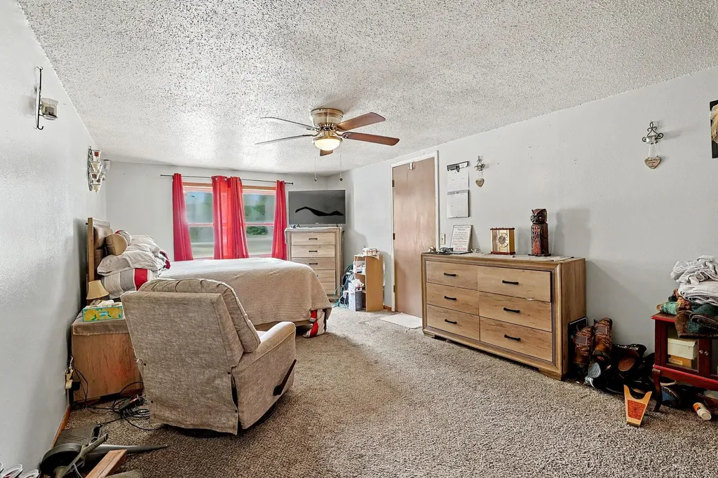 1409 E Alta Wichita KS 67216
