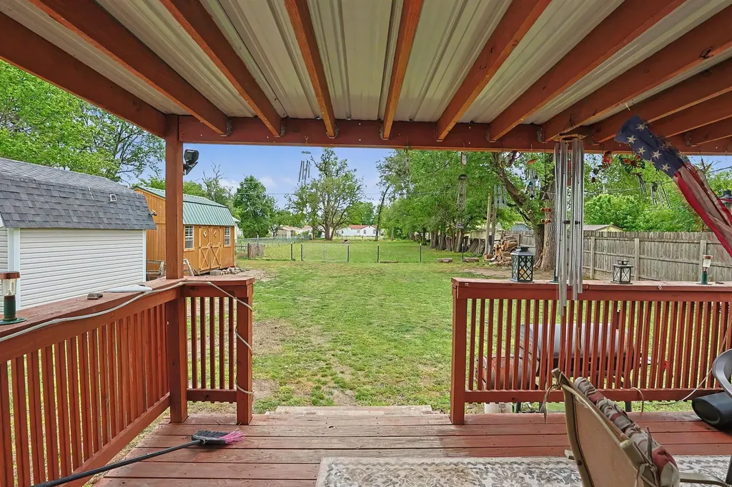 1409 E Alta Wichita KS 67216
