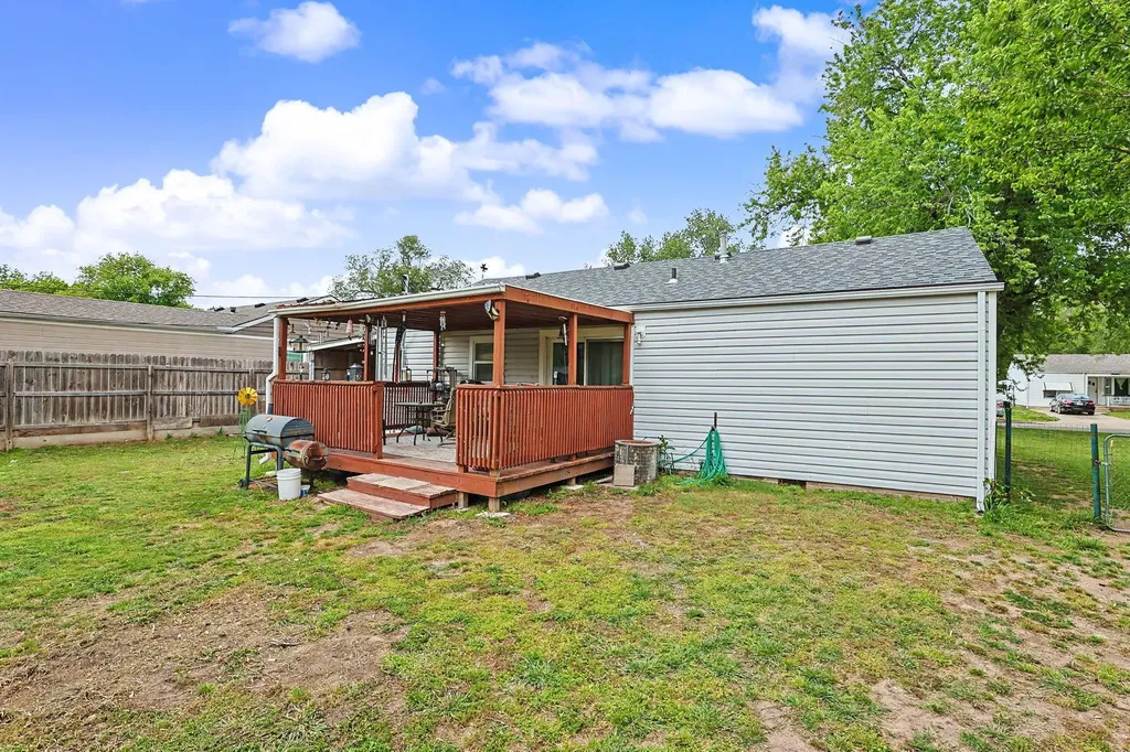 1409 E Alta Wichita KS 67216