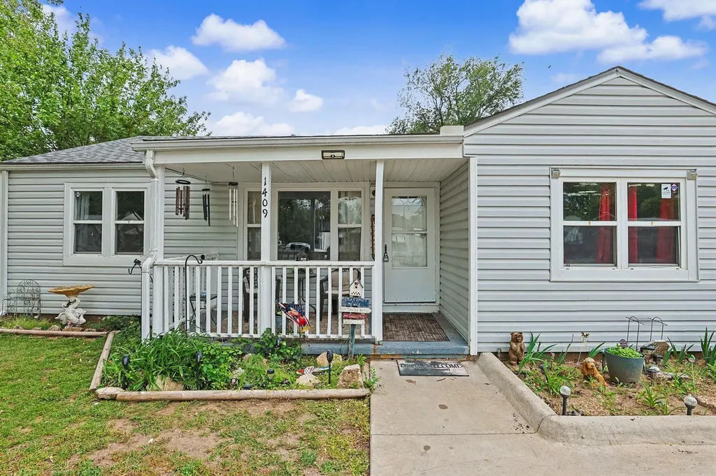 1409 E Alta Wichita KS 67216
