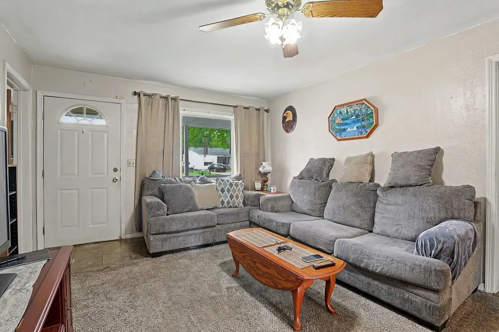 1409 E Alta Wichita KS 67216