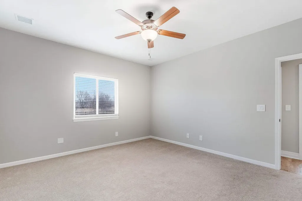 948 N Cloverleaf Street Goddard KS 67052