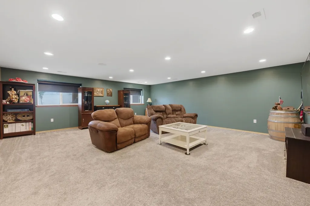1719 E Aster Street Andover KS 67219