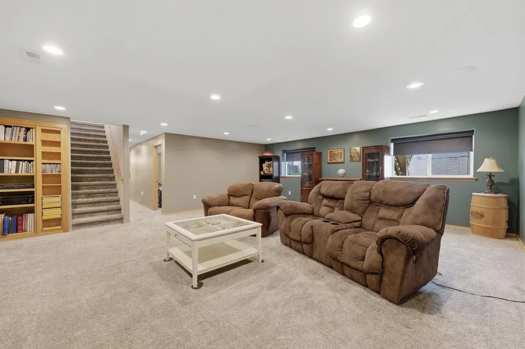 1719 E Aster Street Andover KS 67219