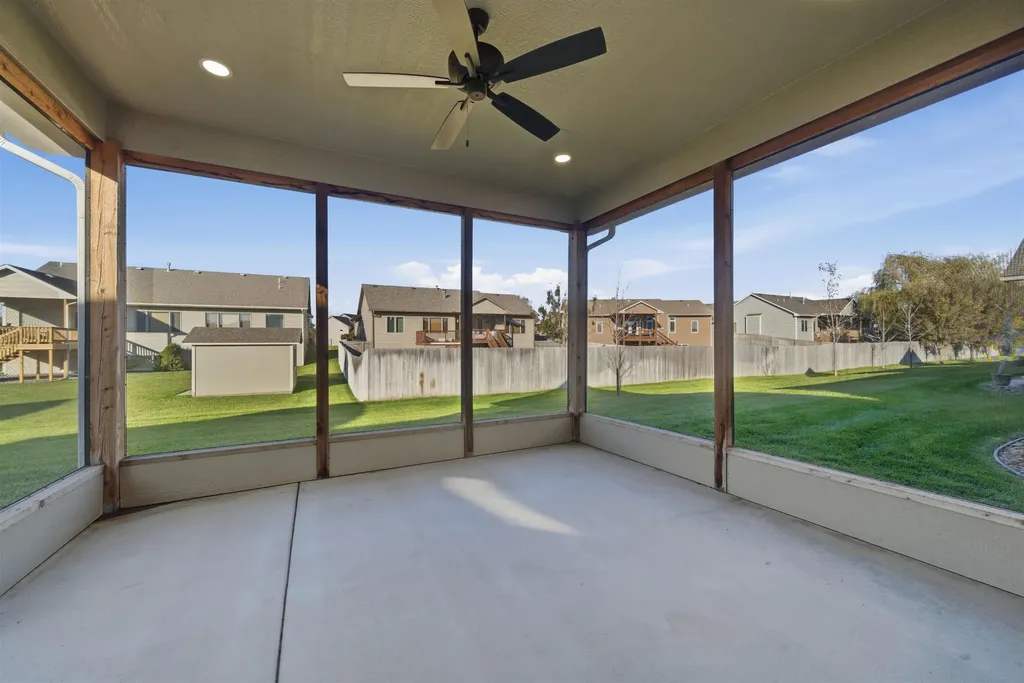 3641 N Lakeway Court Wichita KS 67205