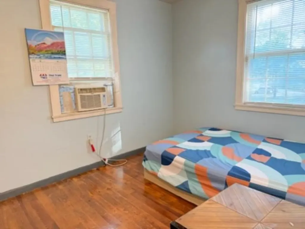 1119 S Pershing Avenue Wichita KS 67218