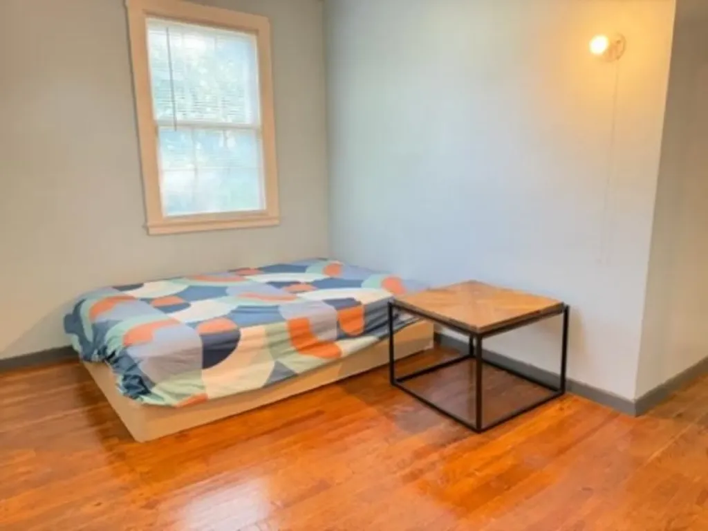 1119 S Pershing Avenue Wichita KS 67218