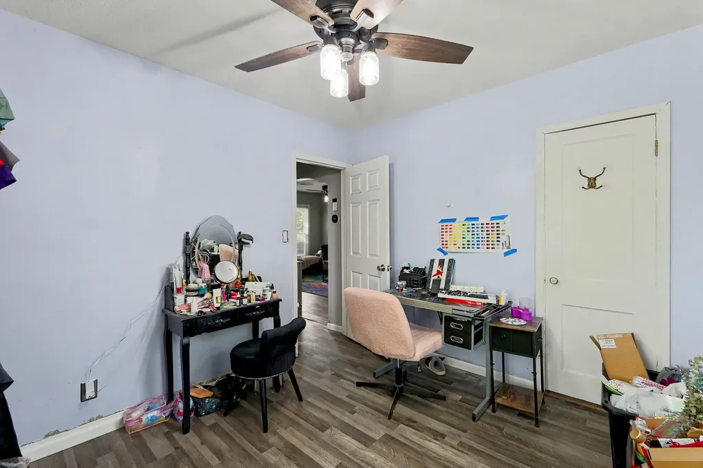 4930 E Pine Wichita KS 67208