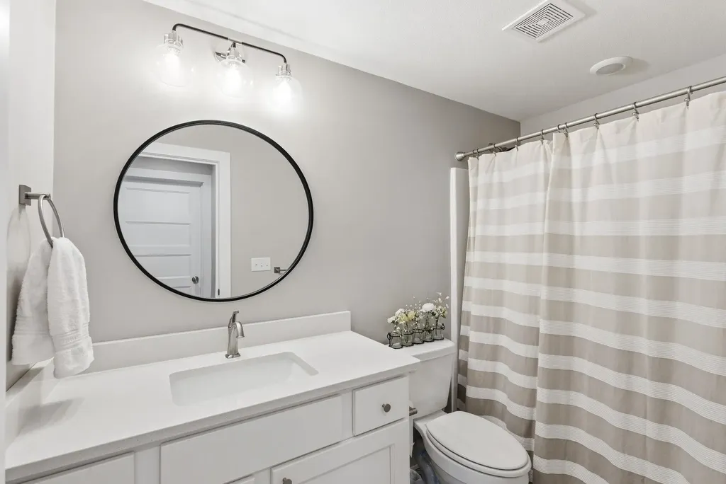 2540 N Quartz Street Andover KS 67002