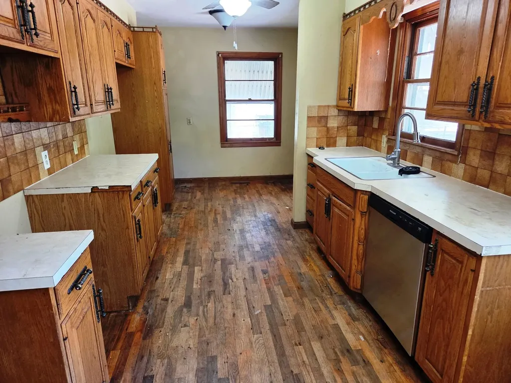 820 Grandview Avenue Newton KS 67114