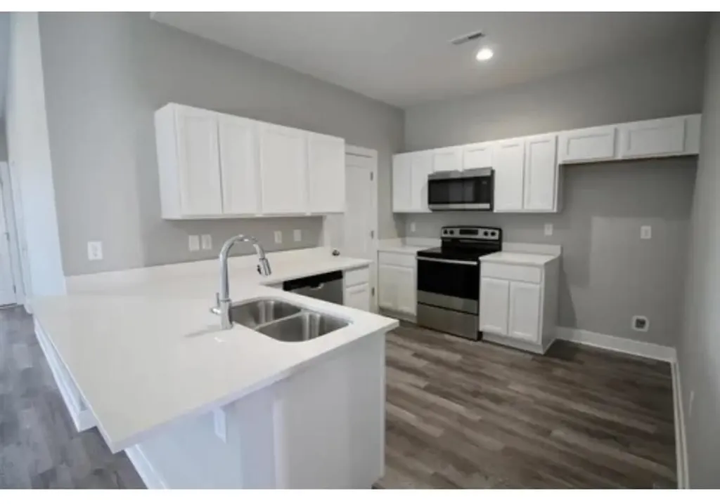 16215-16217 W Ike Court Goddard KS 67052