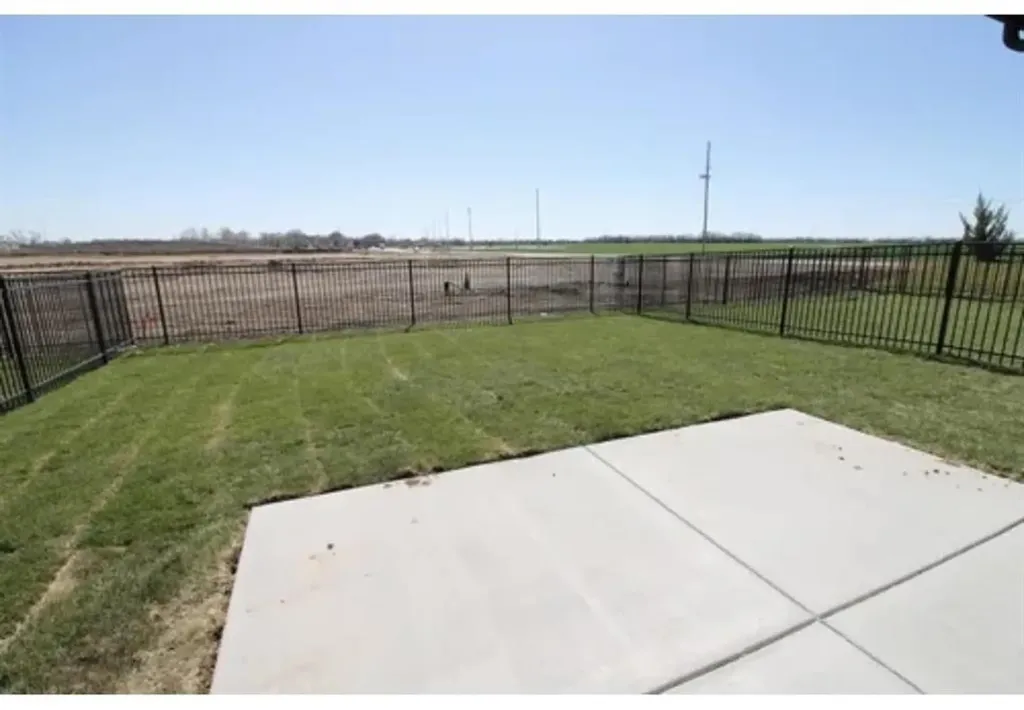 16215-16217 W Ike Court Goddard KS 67052