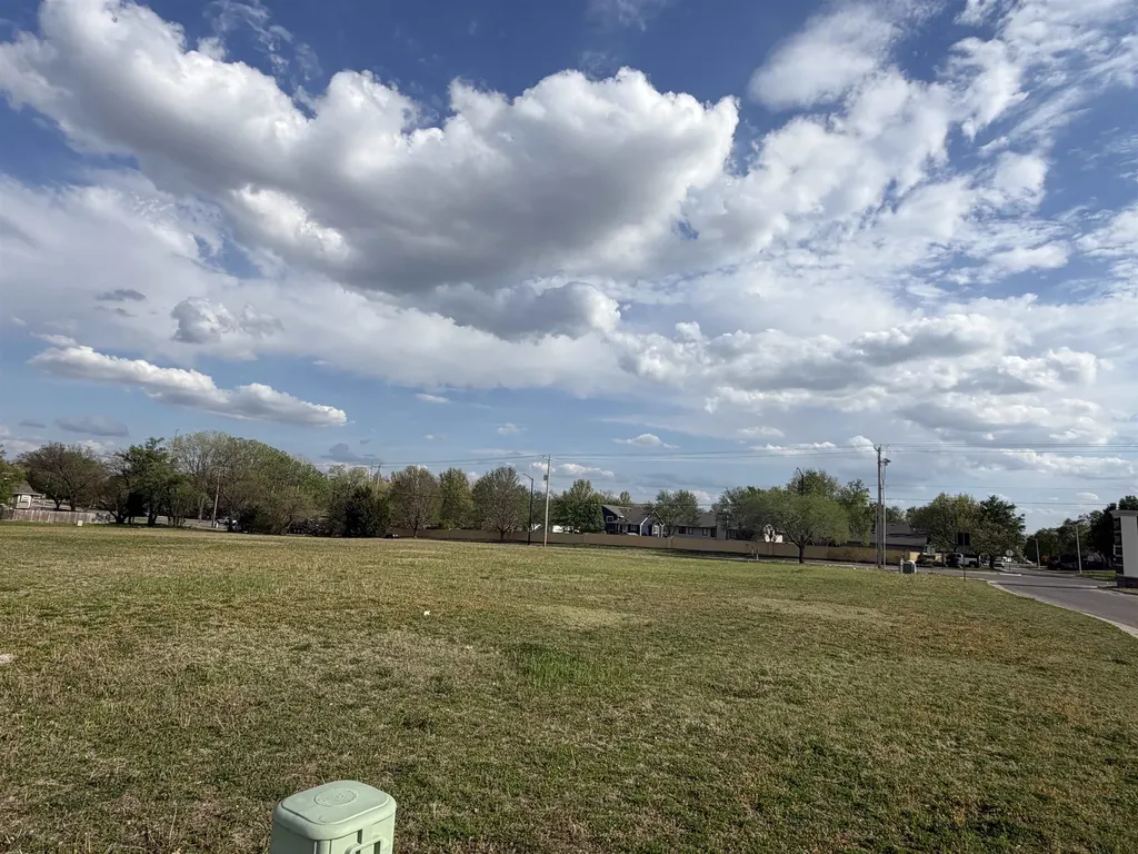 000 N Klein Circle Derby KS 67037