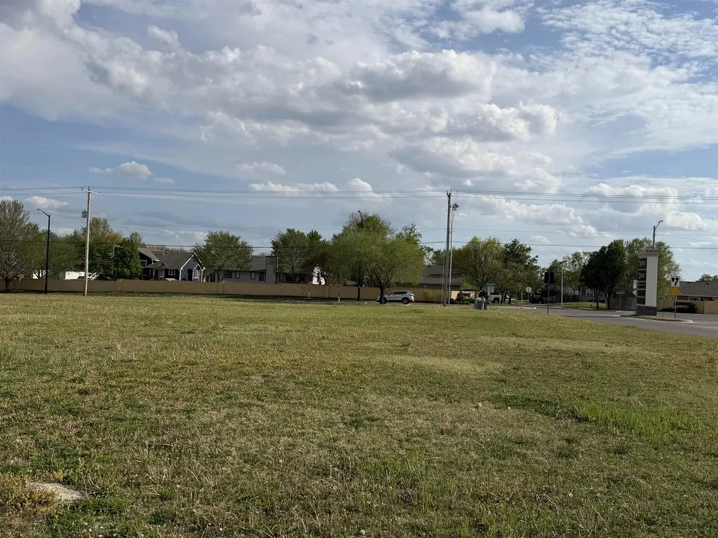 000 N Klein Circle Derby KS 67037