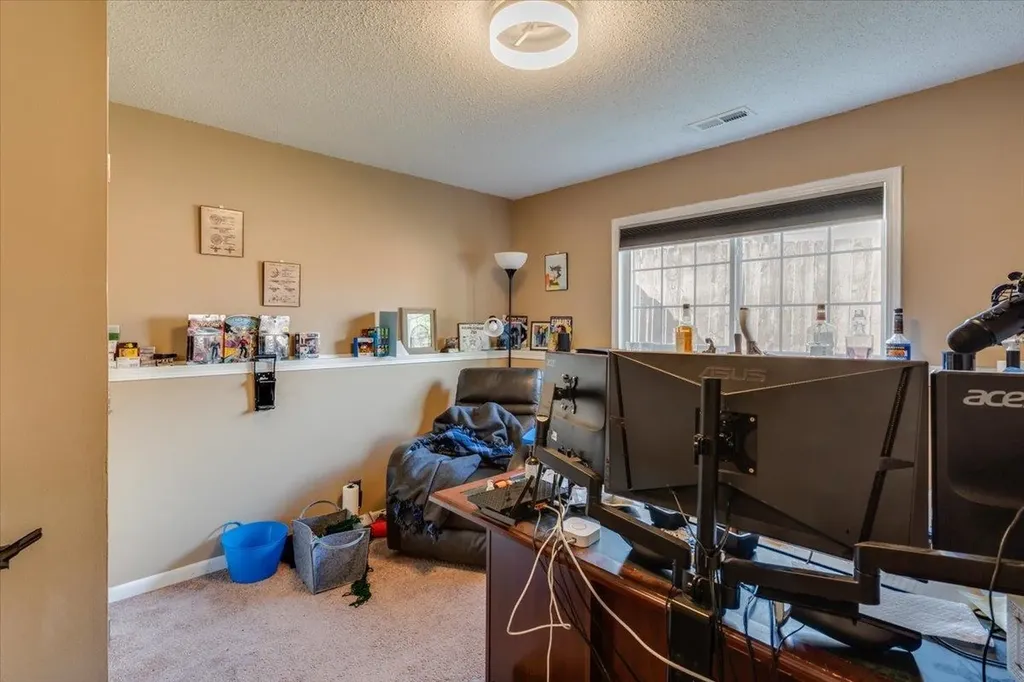 1932 S Leeanne Lane Wichita KS 67207