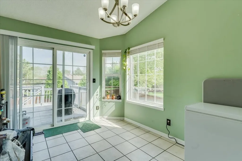1932 S Leeanne Lane Wichita KS 67207