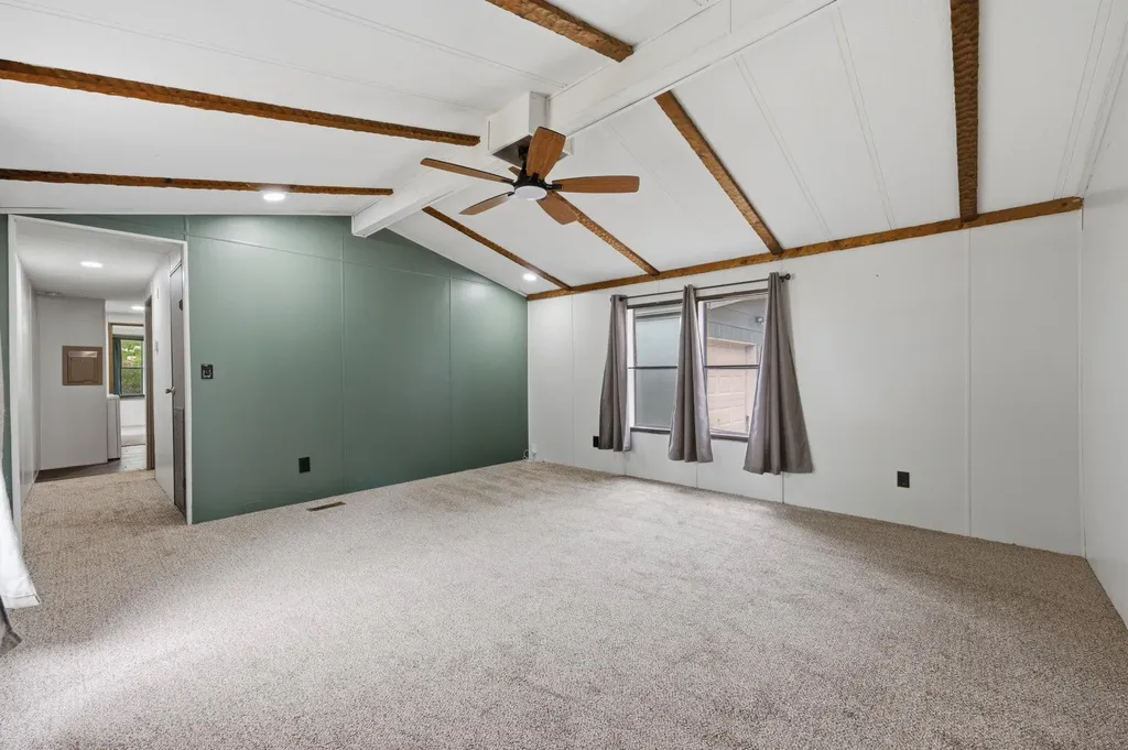 5036 S Broadview Court Wichita KS 67210