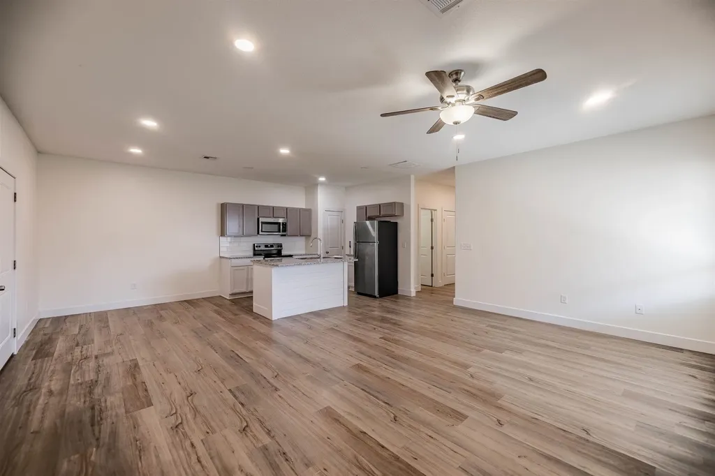 5765 E Bristol Wichita KS 67220