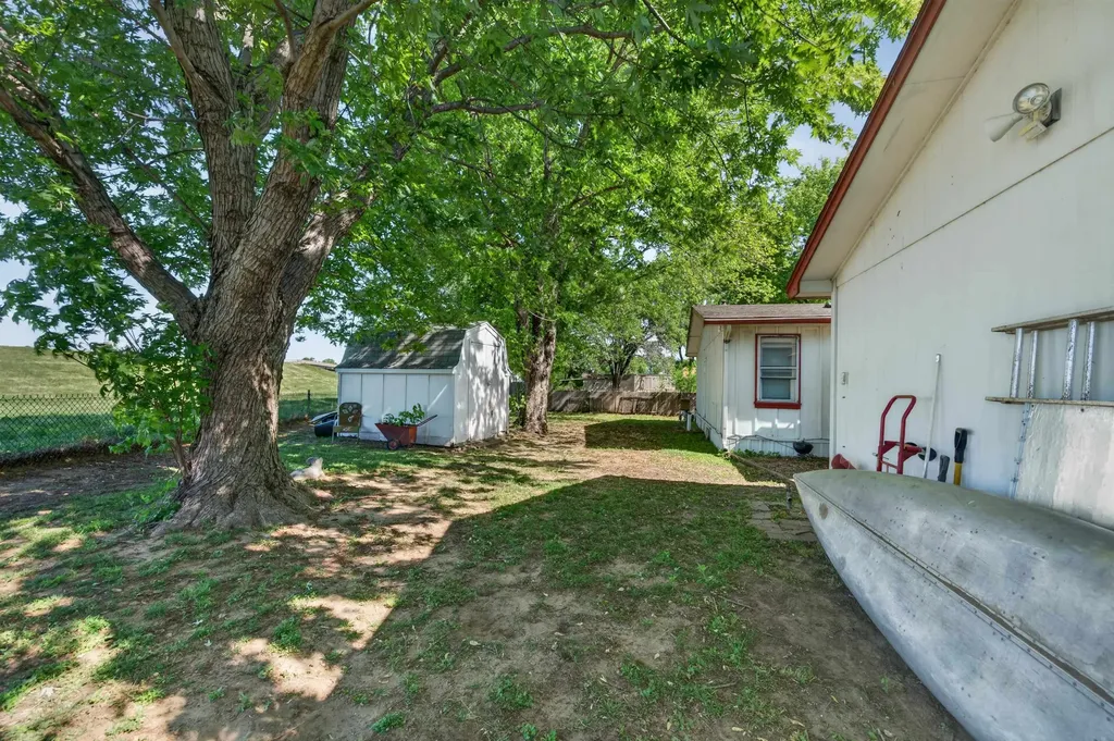 1204 E Idlewild Wichita KS 67216