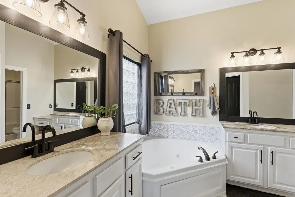 14901 W Moscelyn Street Wichita KS 67235