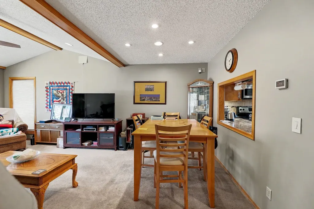 1181 N Lakewind Street Wichita KS 67212