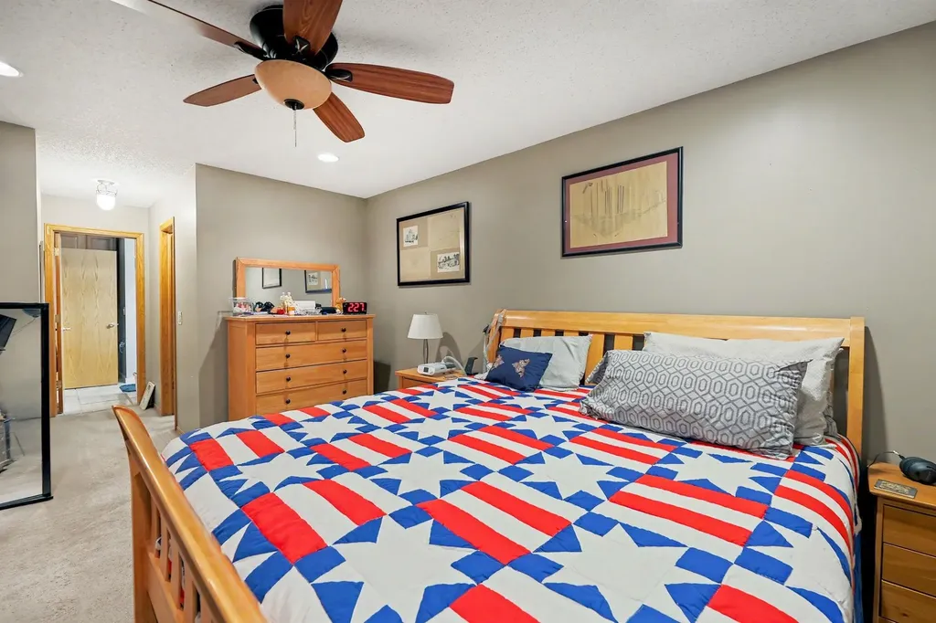 1181 N Lakewind Street Wichita KS 67212